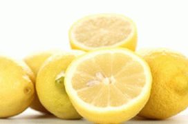 L'uso del limone per la forfora