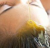 Maschere di olio di ricino per capelli
