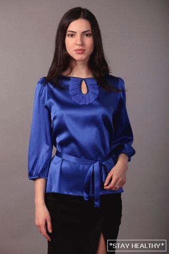 Camicette in raso alla moda: modelli e stili