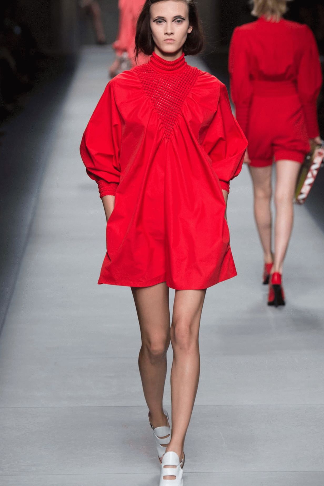 borsa da abito rossa - stile del prossimo anno