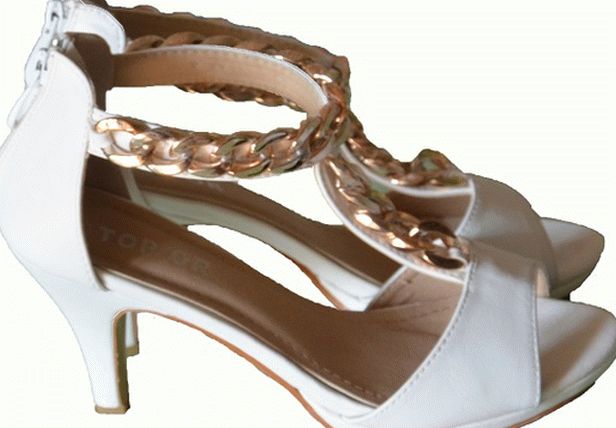 sandali a catena bianchi